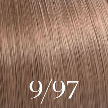 Load image into Gallery viewer, Wella Color Touch 60ml
