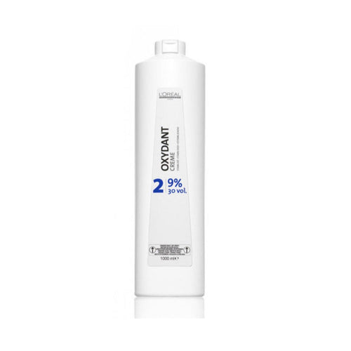 L'Oreal Serie Expert Oxydant Creme bottle on a white background